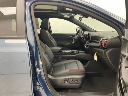 New 2026 Chevrolet Equinox RS w/ Convenience Package III AWD/4WD image 15