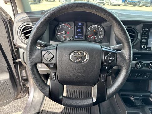 Used 2022 Toyota Tacoma SR w/ SR Convenience Package RWD image 14