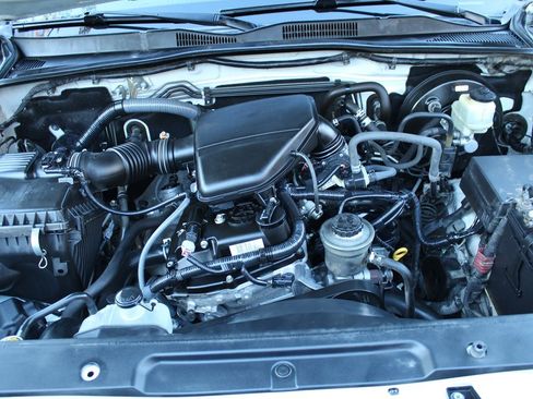 Used 2016 Toyota Tacoma 2WD Access Cab image 28