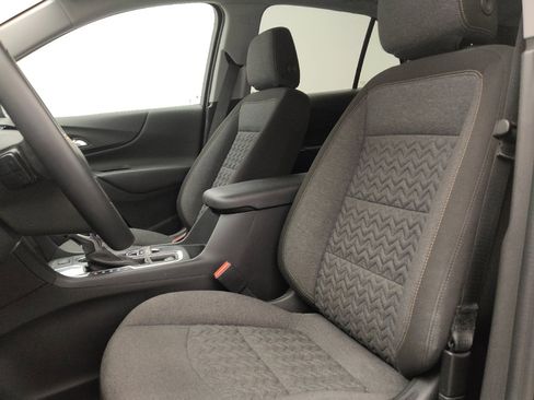 Used 2024 Chevrolet Equinox LT w/ LPO, Floor Liner Package image 17