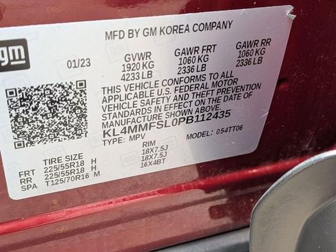 Used 2023 Buick Encore GX Essence w/ Experience Buick Package FWD image 33