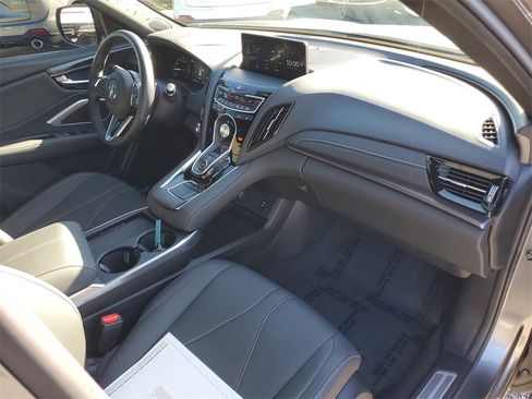 Certified 2025 Acura RDX SH-AWD image 4