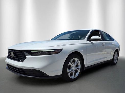 Used 2024 Honda Accord LX image 7