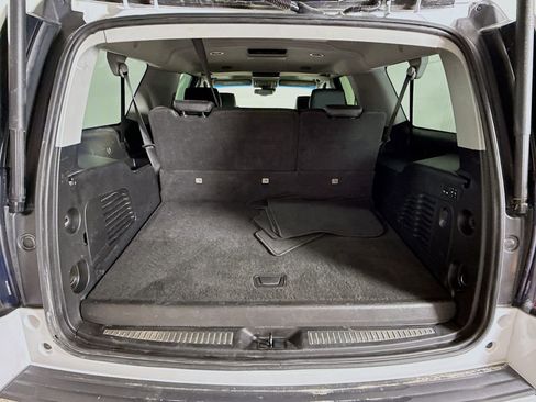 Used 2020 GMC Yukon XL Denali w/ Denali Ultimate Package image 28