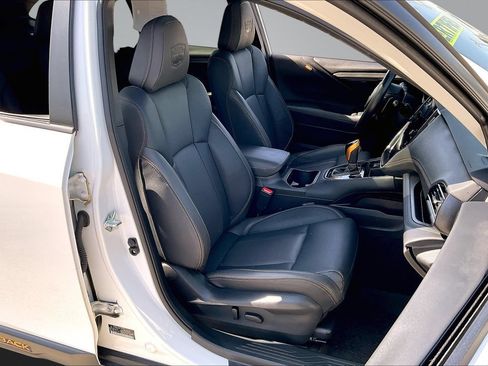 Certified 2024 Subaru Outback Wilderness AWD/4WD image 7