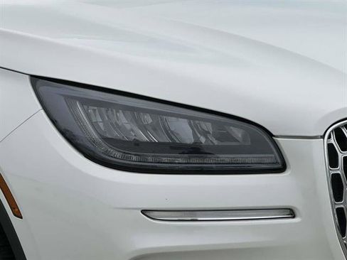 Certified 2023 Lincoln Corsair AWD image 8