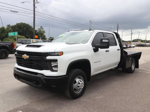 Used 2024 Chevrolet Silverado 3500 W/T w/ WT Convenience Package AWD/4WD image 5