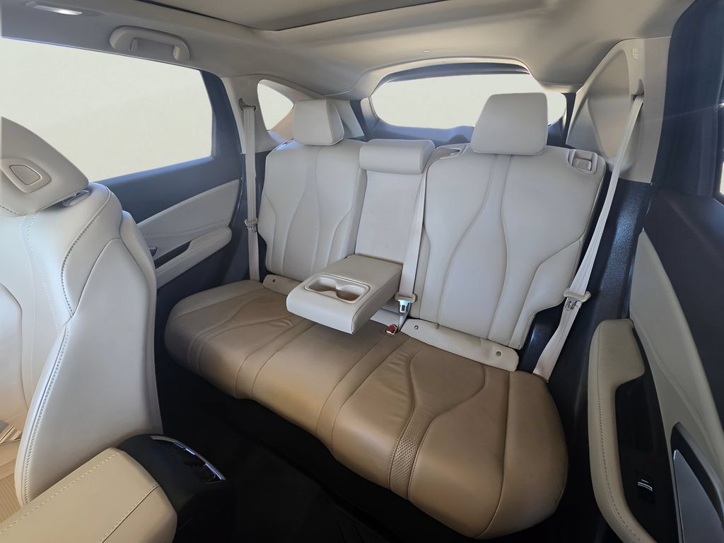 Used 2020 Acura RDX w/ Technology Package FWD image 48