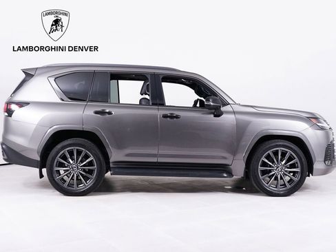 Used 2023 Lexus LX 600 4WD w/ Appearance Package image 9