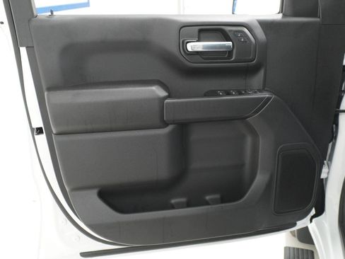 New 2026 Chevrolet Silverado 1500 Custom RWD image 10