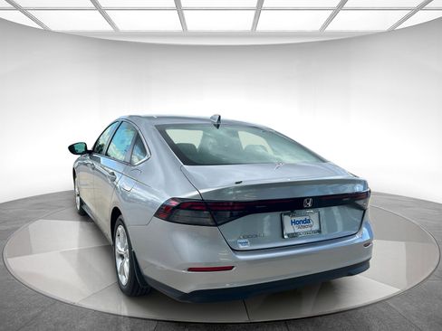 New 2025 Honda Accord LX image 3