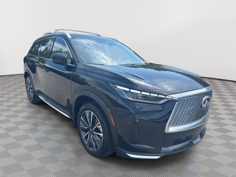 Certified 2026 INFINITI QX60 Luxe w/ Cargo Package FWD image 4