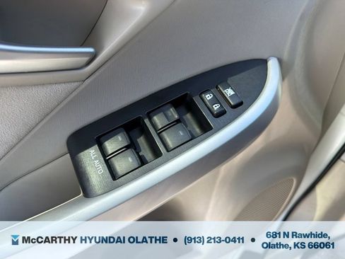 Used 2013 Toyota Prius Three FWD image 26