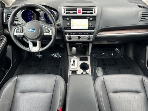 Used 2016 Subaru Outback 2.5i Limited image 3