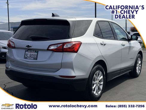 Used 2019 Chevrolet Equinox LS w/ LS Convenience Package FWD image 6