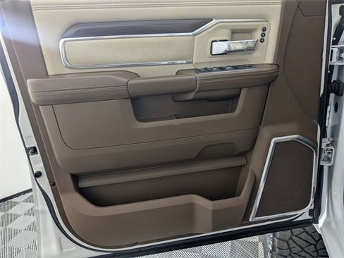 Used 2022 RAM 2500 Laramie image 10