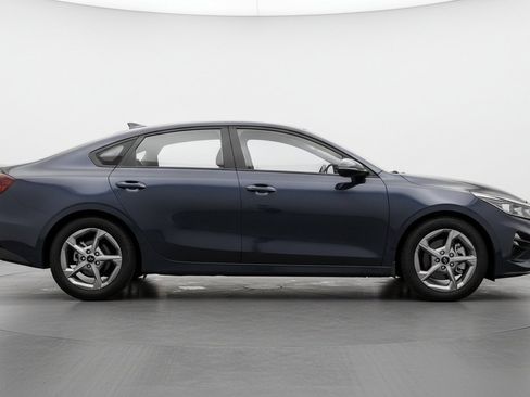 Used 2025 Kia K4 FWD image 11