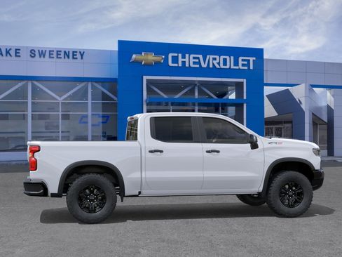 New 2026 Chevrolet Silverado 1500 ZR2 AWD/4WD image 5