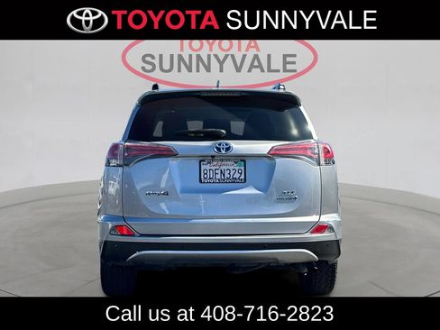 Used 2018 Toyota RAV4 XLE w/ Convenience Package AWD/4WD image 8
