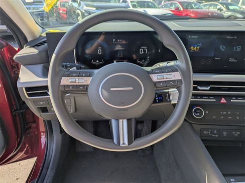 Used 2025 Hyundai Sonata SEL image 18