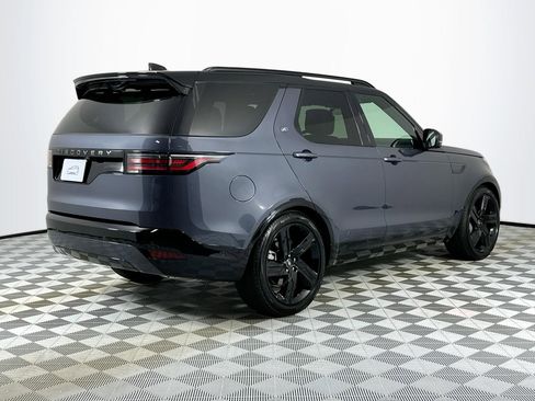 Certified 2025 Land Rover Discovery Dynamic SE image 5