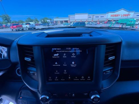 Used 2019 RAM 2500 Tradesman AWD/4WD image 23