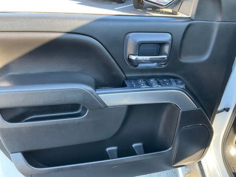 Used 2018 Chevrolet Silverado 2500 LT AWD/4WD image 6