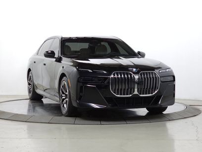 Used 2025 BMW 760i xDrive w/ Premium Package