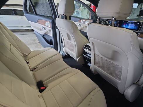 Used 2024 Mercedes-Benz GLE 350 4MATIC image 12