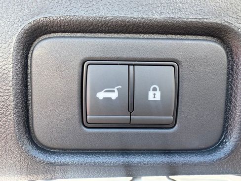 New 2026 Nissan Pathfinder Platinum image 20