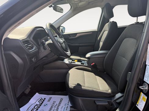 Used 2025 Ford Escape Active w/ Tech Pack #1 AWD/4WD image 10