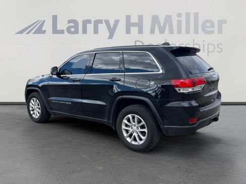 Used 2022 Jeep Grand Cherokee Laredo E image 3