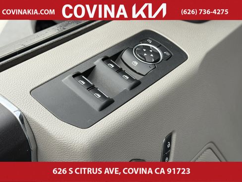 Used 2015 Ford F150 XLT image 12