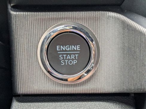 New 2025 Ford F250 Platinum image 32