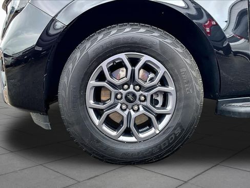 Certified 2025 Ford Expedition Active AWD/4WD image 13