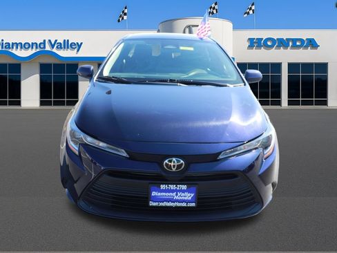 Used 2024 Toyota Corolla LE FWD image 2