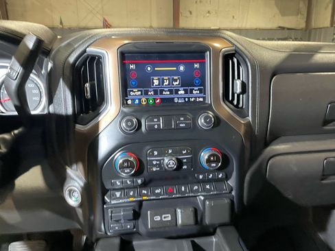 Used 2021 Chevrolet Silverado 3500 High Country w/ Snow Plow Prep/Camper Package image 15