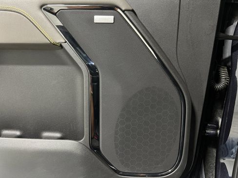 Used 2023 Chevrolet Silverado 1500 ZR2 w/ Technology Package image 22