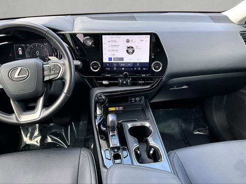 Used 2025 Lexus NX 250 FWD w/ Accessory Package (Z2) image 8