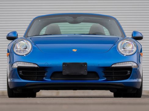 Used 2015 Porsche 911 Targa 4S image 17