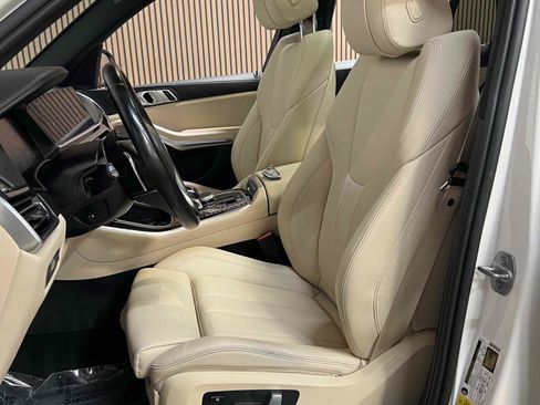 Used 2019 BMW X5 xDrive40i w/ Convenience Package AWD/4WD image 37