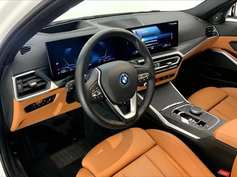 Certified 2023 BMW 330e xDrive w/ Premium Package image 21