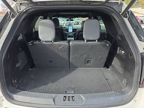 Used 2020 Ford Explorer ST w/ Premium Technology Package image 19