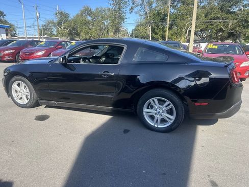 Used 2010 Ford Mustang Premium image 7
