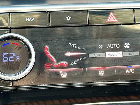 Used 2023 Genesis GV80 2.5T image 20