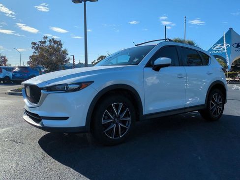 Used 2018 MAZDA CX-5 Touring w/ Preferred Equipment Package image 2