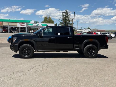Used 2025 GMC Sierra 2500 Denali Ultimate w/ Max Trailering Package AWD/4WD image 11