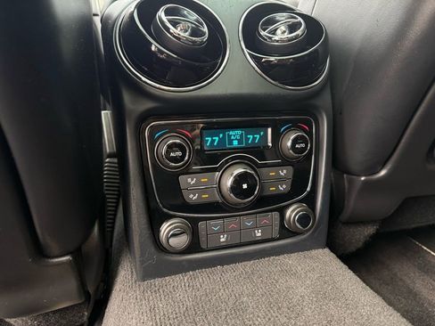 Used 2016 Jaguar XJ L Portfolio image 15