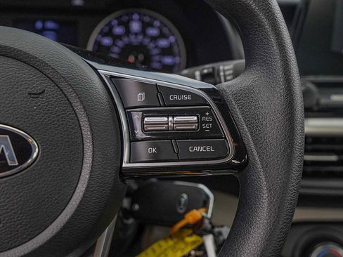 Certified 2020 Kia Forte LXS image 14