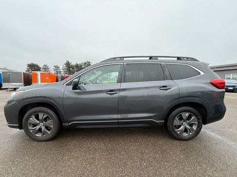 Used 2022 Subaru Ascent Premium w/ Convenience Package AWD/4WD image 9